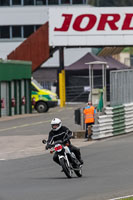 Vintage-motorcycle-club;eventdigitalimages;mallory-park;mallory-park-trackday-photographs;no-limits-trackdays;peter-wileman-photography;trackday-digital-images;trackday-photos;vmcc-festival-1000-bikes-photographs